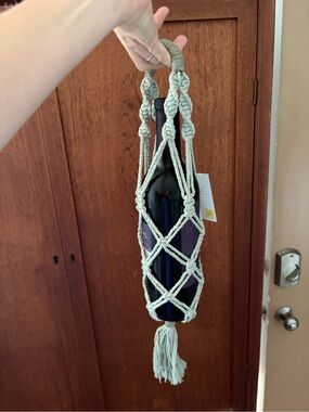 Handmade Macrame Bottle Holder in Minty Blue